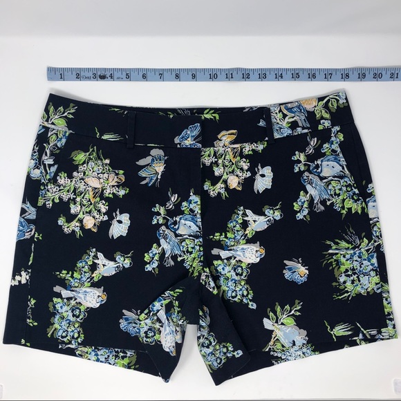 ANN TAYLOR Factory Navy Floral Pattern Shorts, 12 - Picture 5 of 7